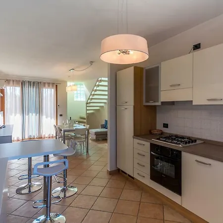 אתר נופש Bungalow S3 *